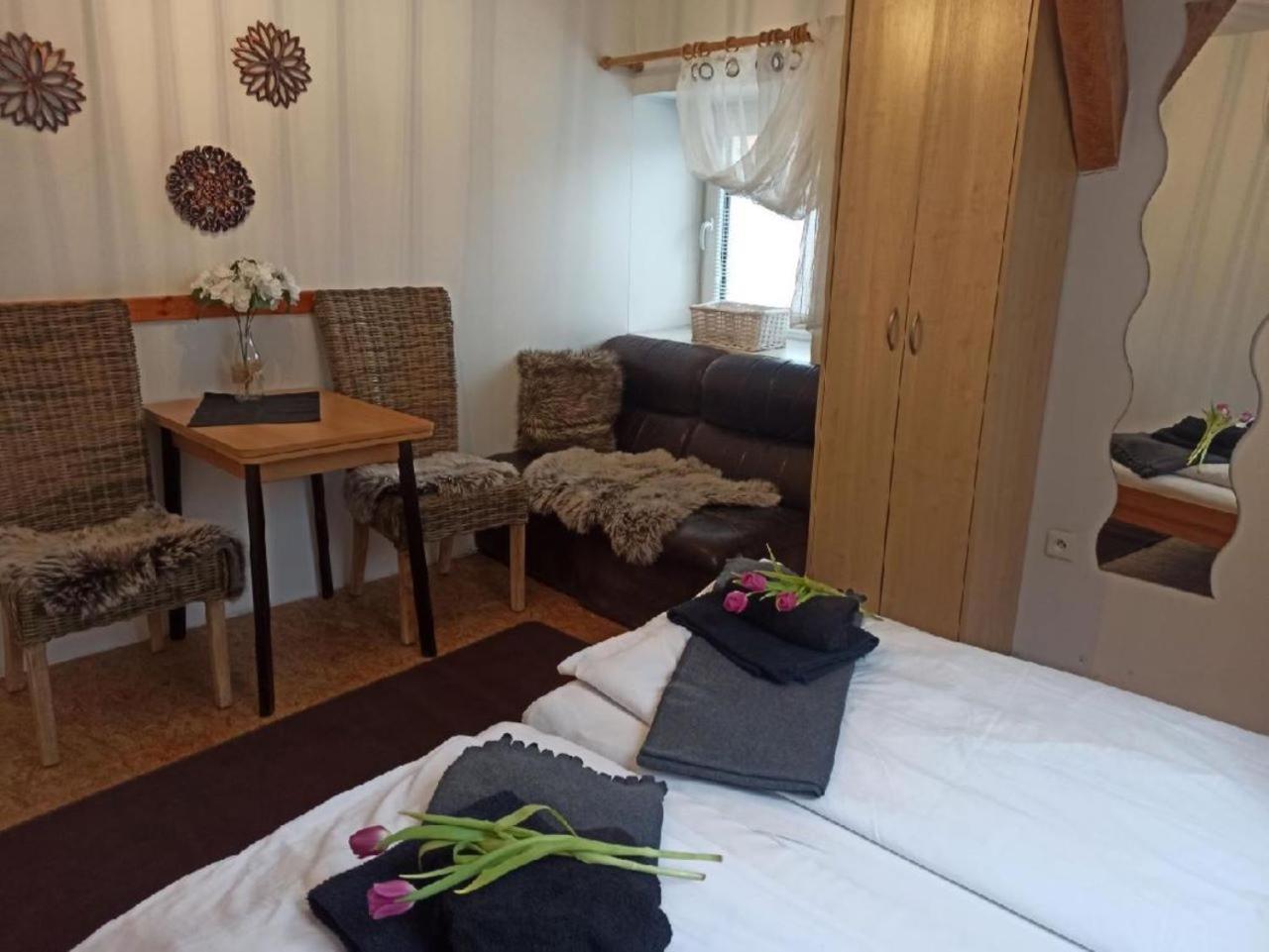 Apartmany Ziakova - Ubytovani Nove Hrady 111 Exterior foto